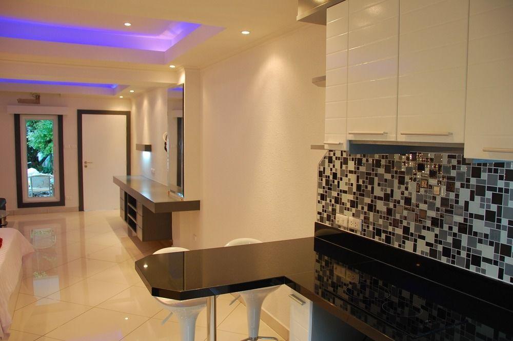 Sirikarn Residence & Luxury Apartments Pattaya Exteriör bild