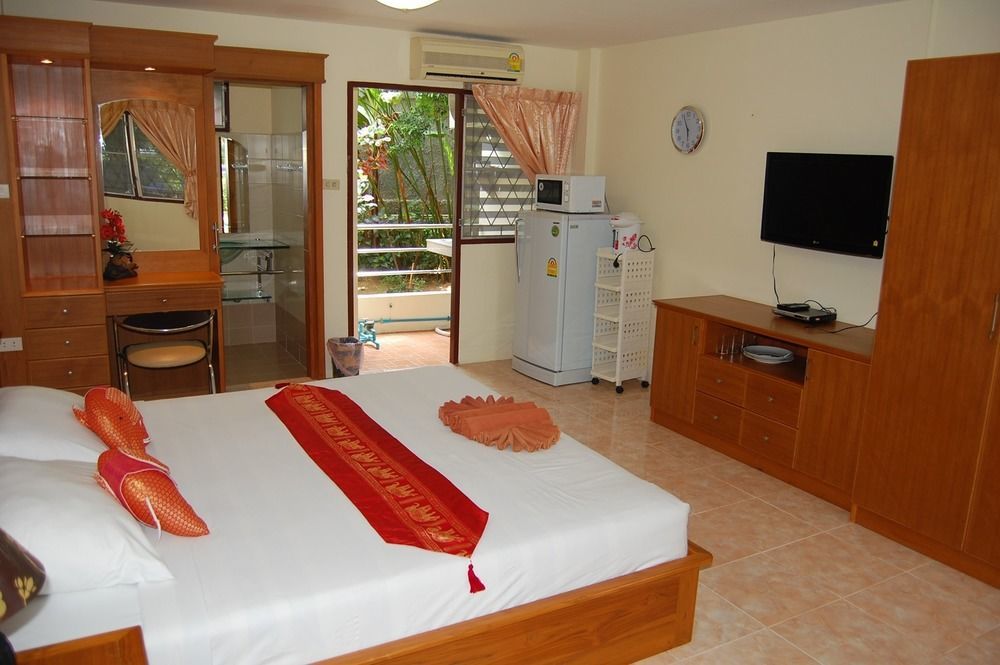 Sirikarn Residence & Luxury Apartments Pattaya Exteriör bild